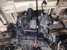 Load image into Gallery viewer, ENGINE Volkswagen Beetle Jetta Rabbit golf 05 06 07 08 09 10 11 2.5L - MM3312676

