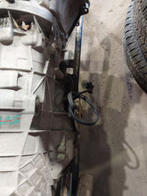 Load image into Gallery viewer, AUTOMATIC TRANSMISSION Vanden Pl XJ8 XJ8L XJR 99 00 01 02 03 - MM3331450
