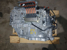 Load image into Gallery viewer, Transmission  RAV4 2022 - MM3332618
