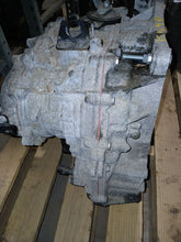 Load image into Gallery viewer, TRANSMISSION Nissan Sentra 2017 17 2018 18 2019 19 - MM3387283
