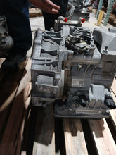 Load image into Gallery viewer, AUTOMATIC TRANSMISSION Beetle Jetta Passat 14 15 16 - MM3430517
