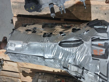 Load image into Gallery viewer, Transmission Chevrolet Camaro 2024 - MM3453184
