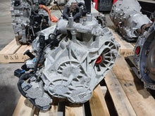 Load image into Gallery viewer, TRANSMISSION Hyundai Sonata Sonata Hybrid 15 16 17 18 19 - MM3457152

