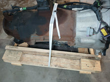 Load image into Gallery viewer, TRANSMISSION 2500 Pickup 3500 Pickup 00 01 02 03 04 05 4X4 - MM3460194
