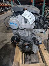 Load image into Gallery viewer, ENGINE MOTOR Santa Fe Sonata Sonata Hybrid Optima Sorento 15-19 2.4L VIN 3/F/B - MM3477055
