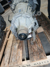 Load image into Gallery viewer, Transmission  SILVERADO 3500 PICKUP 2022 - MM3482578
