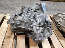 Load image into Gallery viewer, Transmission Toyota Corolla 2015 - MM3523283

