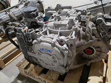 Load image into Gallery viewer, Transmission Kia Sorento 2022 - MM3527321
