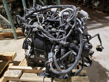 Load image into Gallery viewer, Engine Motor Chevrolet Camaro 2019 - MM3529307
