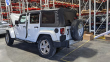 Load image into Gallery viewer, TRANSFER CASE Wrangler 07 08 09 10 11 12 13 14 15 16 17 18 - NW610308
