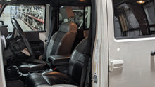 Load image into Gallery viewer, TRANSFER CASE Wrangler 07 08 09 10 11 12 13 14 15 16 17 18 - NW610308
