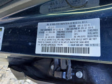 Load image into Gallery viewer, Transmission  MAZDA CX-30 2023 - MM3300088
