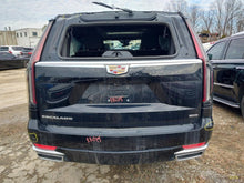 Load image into Gallery viewer, Transmission  ESCALADE ESV 2022 - MM3302279

