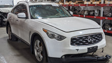 Load image into Gallery viewer, GRILLE Infiniti FX35 FX50 2009 09 2010 10 2011 11 - NW416270
