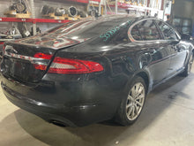 Load image into Gallery viewer, AC A/C AIR CONDITIONING COMPRESSOR Jaguar XF XFR 13 14 15 - NW435934
