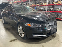 Load image into Gallery viewer, AC A/C AIR CONDITIONING COMPRESSOR Jaguar XF XFR 13 14 15 - NW435934
