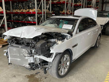 Load image into Gallery viewer, FRONT CV AXLE SHAFT Vanden Pl XF XFR XJ XJL 13 14 15 16 17 Right - NW548553
