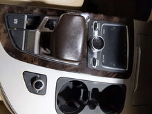 Load image into Gallery viewer, Floor Shifter  AUDI Q7 2018 - NW675077
