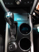 Load image into Gallery viewer, Floor Shifter Ford Explorer 2014 - NW679824
