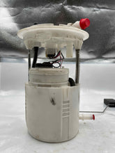 Load image into Gallery viewer, Fuel Pump Ford Explorer 2015 - NW254568
