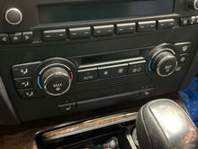 Load image into Gallery viewer, TEMPERATURE CONTROLS BMW 328i 335i 07 08 09 10 - NW648839
