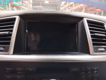 Load image into Gallery viewer, Info-Gps Screen  MERCEDES GL-CLASS 2015 - NW693390
