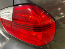 Load image into Gallery viewer, OUTER TAIL LIGHT LAMP 323i 325ci 325i 328i 330ci 330i 06-08 Right - NW610549
