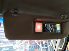 Load image into Gallery viewer, Interior Sun Visors Toyota 4 Runner 2002 - NW689443
