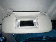 Load image into Gallery viewer, Interior Sun Visors Dodge Durango 2019 - NW557670
