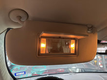 Load image into Gallery viewer, Interior Sun Visors  GRAND CHEROKEE 2015 - NW678403
