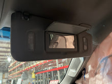 Load image into Gallery viewer, Interior Sun Visors GMC Yukon 2018 - NW696464
