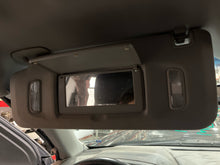 Load image into Gallery viewer, Interior Sun Visors GMC Yukon 2018 - NW696465
