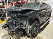 Load image into Gallery viewer, Transfer Case Lincoln Navigator 2017 - NW602817
