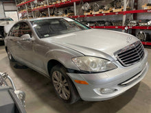 Load image into Gallery viewer, [INVENTORYCAR_YEAR_MAKE_MODEL] FRONT CV AXLE SHAFT Right - NW604966
