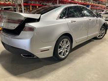 Load image into Gallery viewer, Transfer Case Lincoln MKZ 2013 - NW604937
