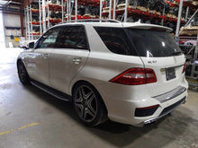 Load image into Gallery viewer, Speedometer Cluster  MERCEDES ML-CLASS 2013 - NW618781
