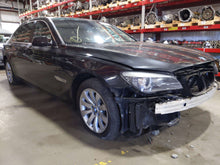 Load image into Gallery viewer, AIR CLEANER BOX 750 HYBRID 750i 750il Active 7 Alpina B7 09-15 Right - NW620821
