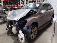 Load image into Gallery viewer, TRANSFER CASE ML320 ML350 ML550 E320 E350 GL450 06 07 08 09 - 12 - NW621502
