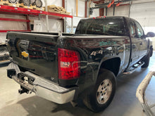 Load image into Gallery viewer, Air Cleaner Box  SILVERADO 1500 PICKUP 2013 - NW635975
