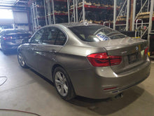 Load image into Gallery viewer, FRONT DOOR WINDOW REGULATOR POWER 320i 328D 328i 330i 335i 12-18 Right - NW637956
