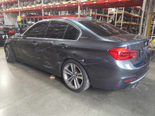 Load image into Gallery viewer, Transmission  BMW 330E 2017 - NW638736
