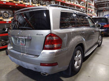 Load image into Gallery viewer, FRONT DOOR WINDOW REGULATOR POWER Gl320 Gl350 Gl450 Gl550 06-12 Left - NW639186
