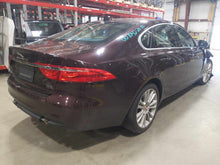Load image into Gallery viewer, Transfer Case Jaguar XF 2020 - NW639462
