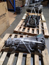 Load image into Gallery viewer, ECU ECM COMPUTER Mercedes E350 C230 C250 C300 2009 09 2010 10 2011 11 12 - NW639862
