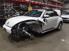 Load image into Gallery viewer, ECU ECM Computer Volkswagen Beetle 2017 - NW642733
