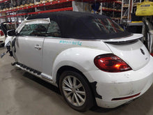 Load image into Gallery viewer, ECU ECM Computer Volkswagen Beetle 2017 - NW642733
