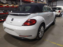 Load image into Gallery viewer, ECU ECM Computer Volkswagen Beetle 2017 - NW642733
