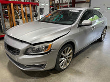 Load image into Gallery viewer, AIR CLEANER BOX Volvo S60 S80 V60 XC60 XC70 15 16 17 18 - NW642611
