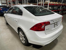 Load image into Gallery viewer, ECU ECM COMPUTER Volvo S60 S80 V60 XC60 XC70 15 16 17 18 - NW642734
