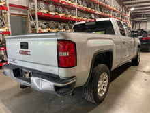 Load image into Gallery viewer, [INVENTORYCAR_YEAR_MAKE_MODEL] FRONT DRIVE SHAFT - NW644966
